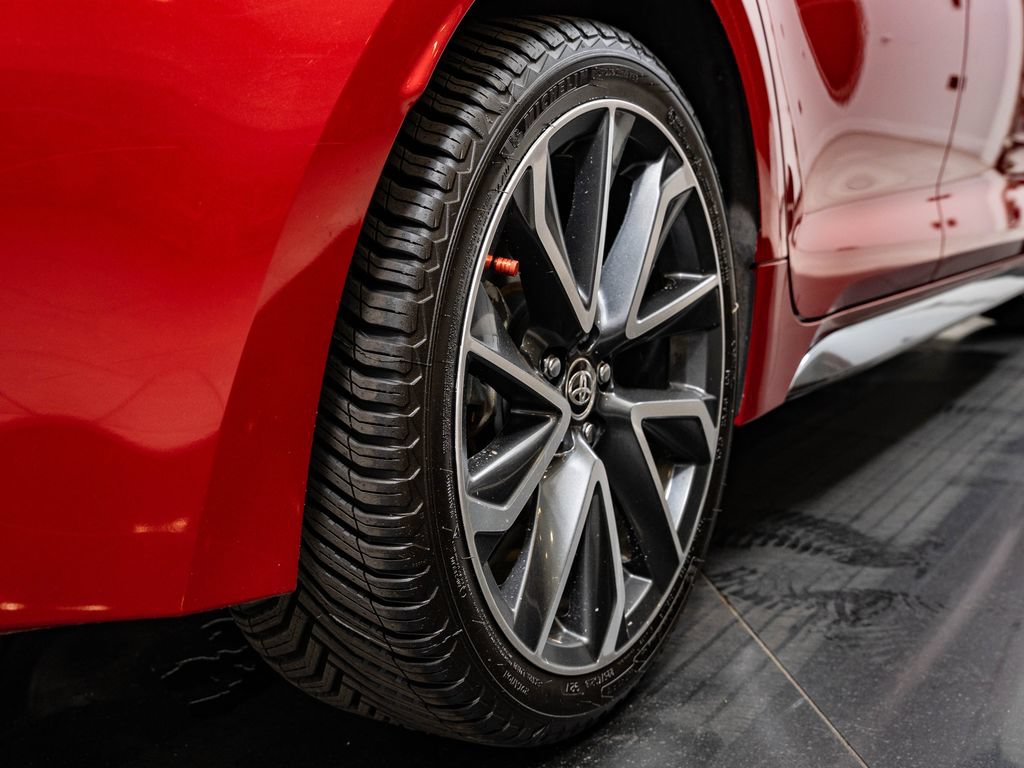 Used 2020 Toyota Corolla SE w/ SE Premium Package FWD image 45