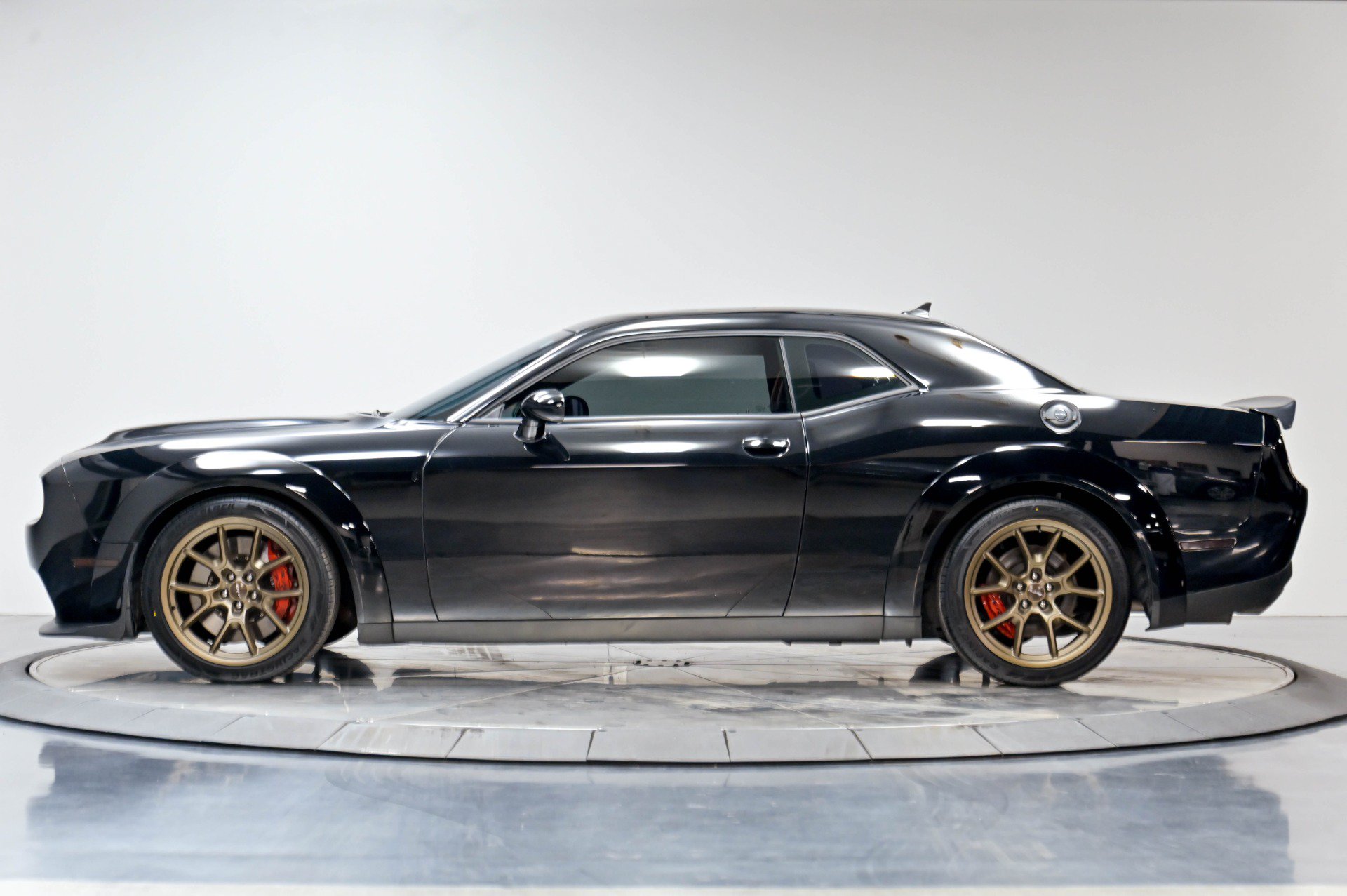 Used 2023 Dodge Challenger SRT Hellcat RWD image 38