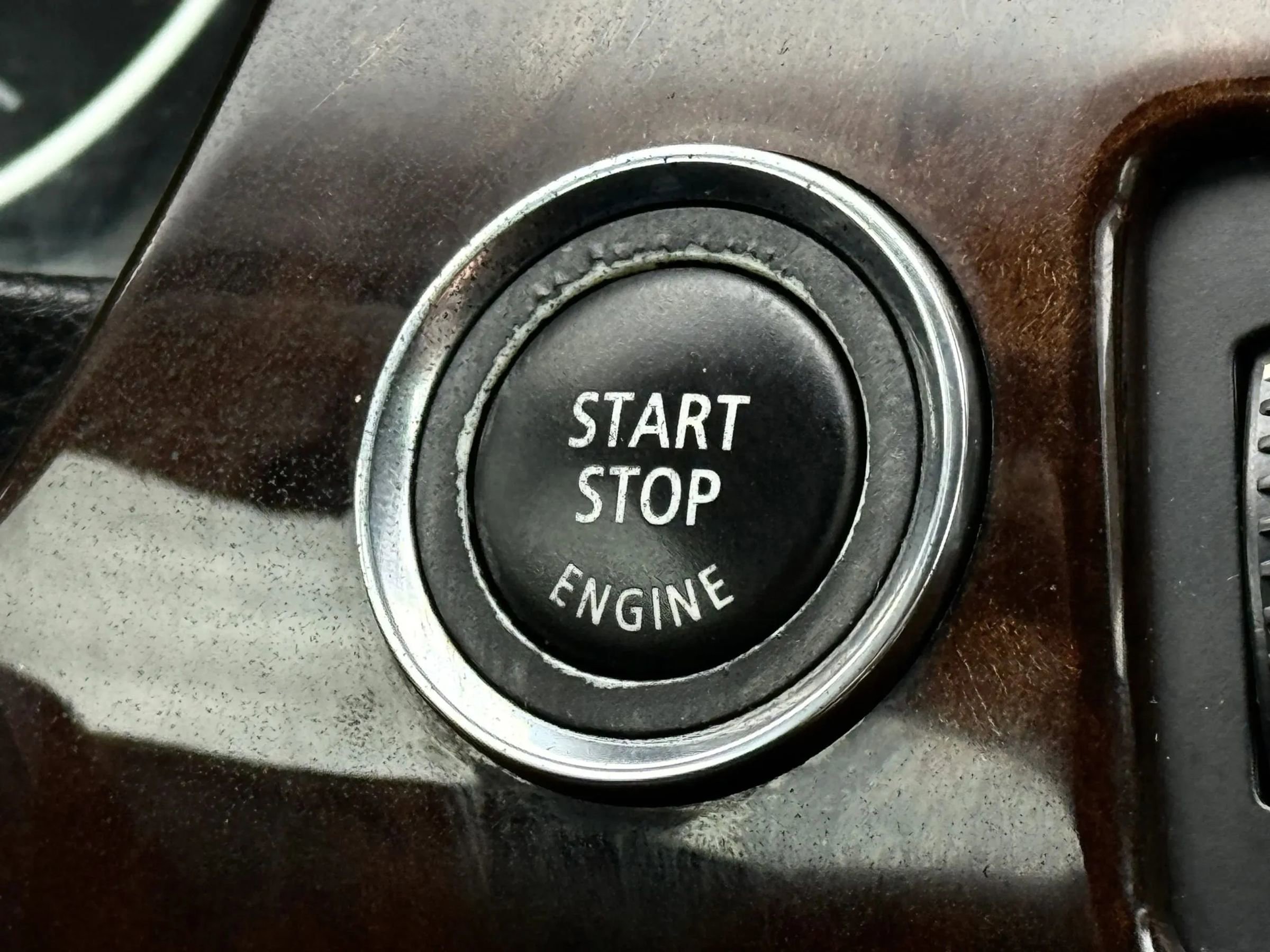 Used 2010 BMW 328i Convertible image 22