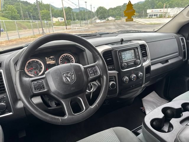 Used 2019 RAM 1500 Classic SLT RWD image 12