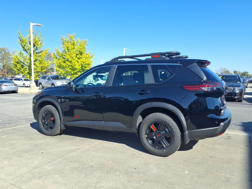 New 2027 Nissan Rogue SV w/ Rock Creek Premium Package AWD/4WD image 5
