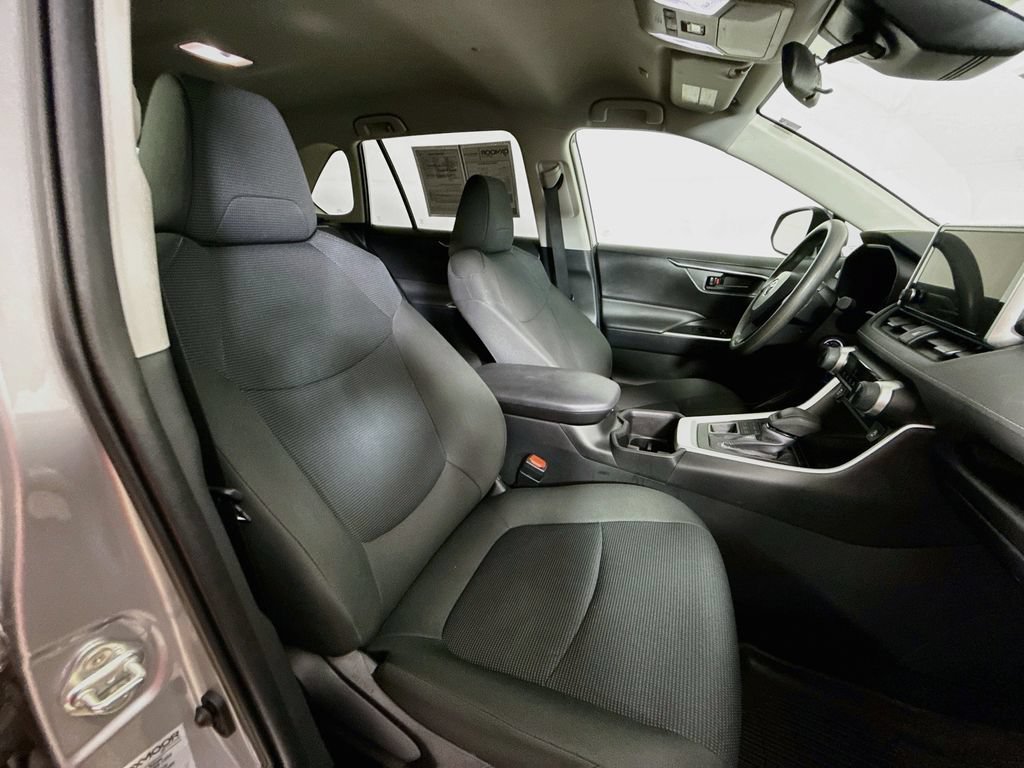 Certified 2024 Toyota RAV4 LE AWD/4WD image 26