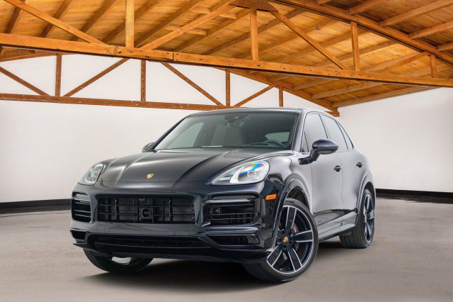 Used 2023 Porsche Cayenne Platinum Edition