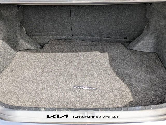 Used 2016 Toyota Corolla LE image 25