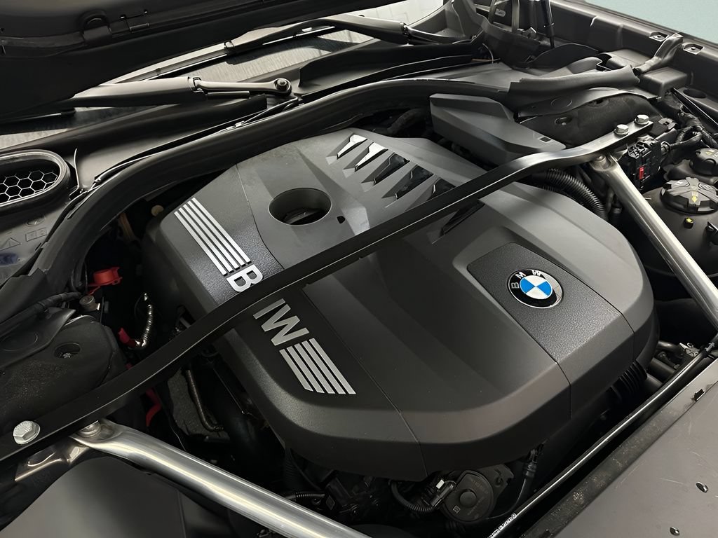 Certified 2023 BMW 740i RWD image 27