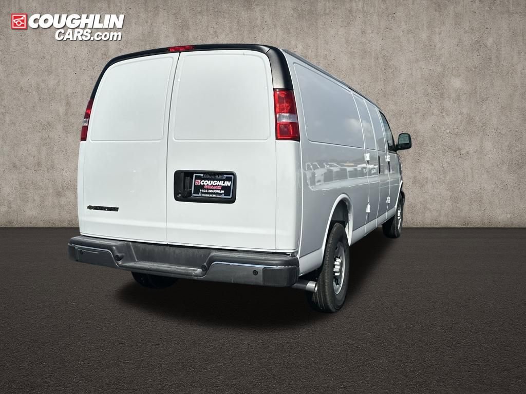 New 2025 Chevrolet Express 3500 Extended w/ Driver Convenience Package image 10