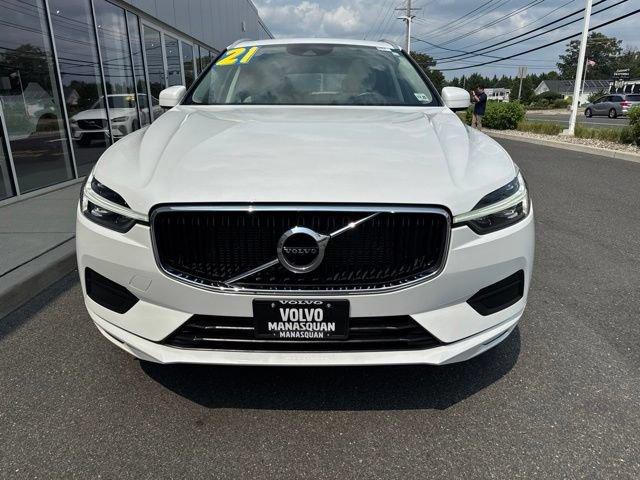 Used 2021 Volvo XC60 T5 Momentum w/ Climate Package AWD/4WD image 7