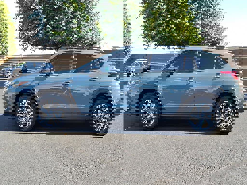 Certified 2025 Subaru Crosstrek 2.0i Premium image 4