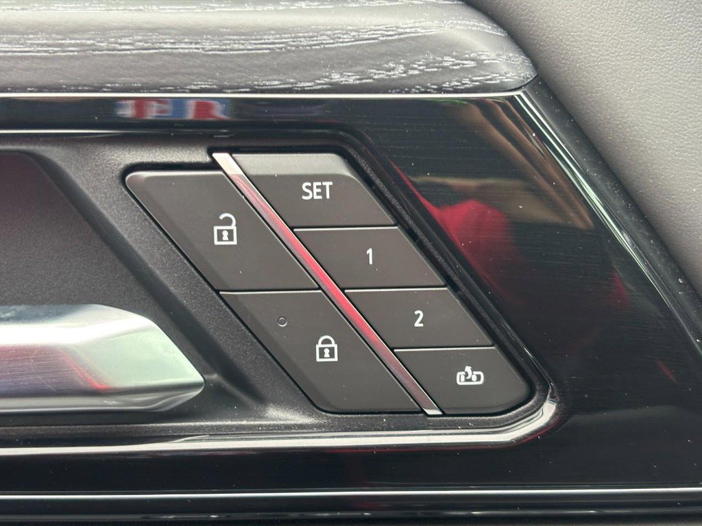 New 2026 GMC Yukon XL AT4 Ultimate w/ LPO, Illumination Package image 24
