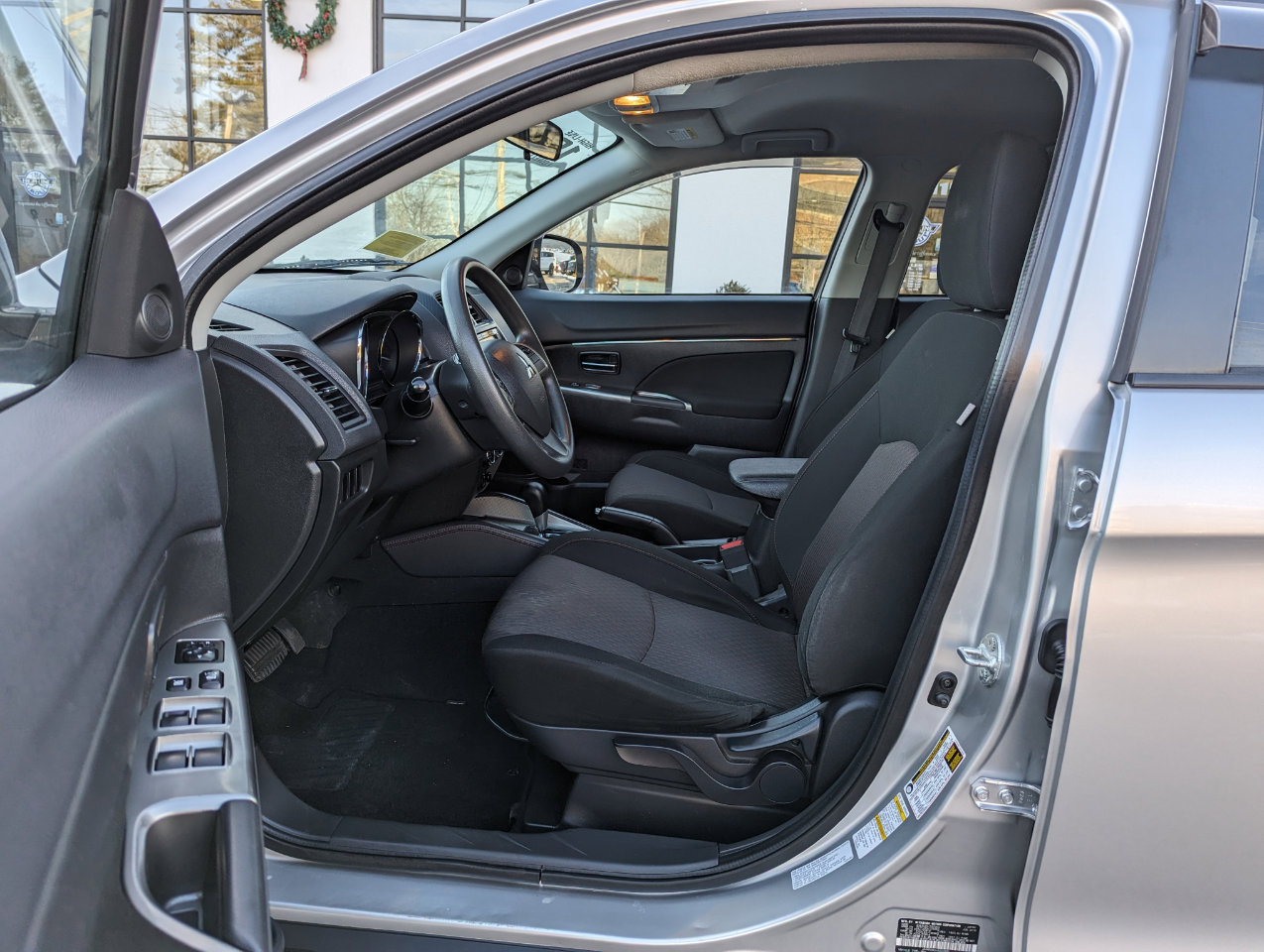 Used 2018 Mitsubishi Outlander Sport ES image 18