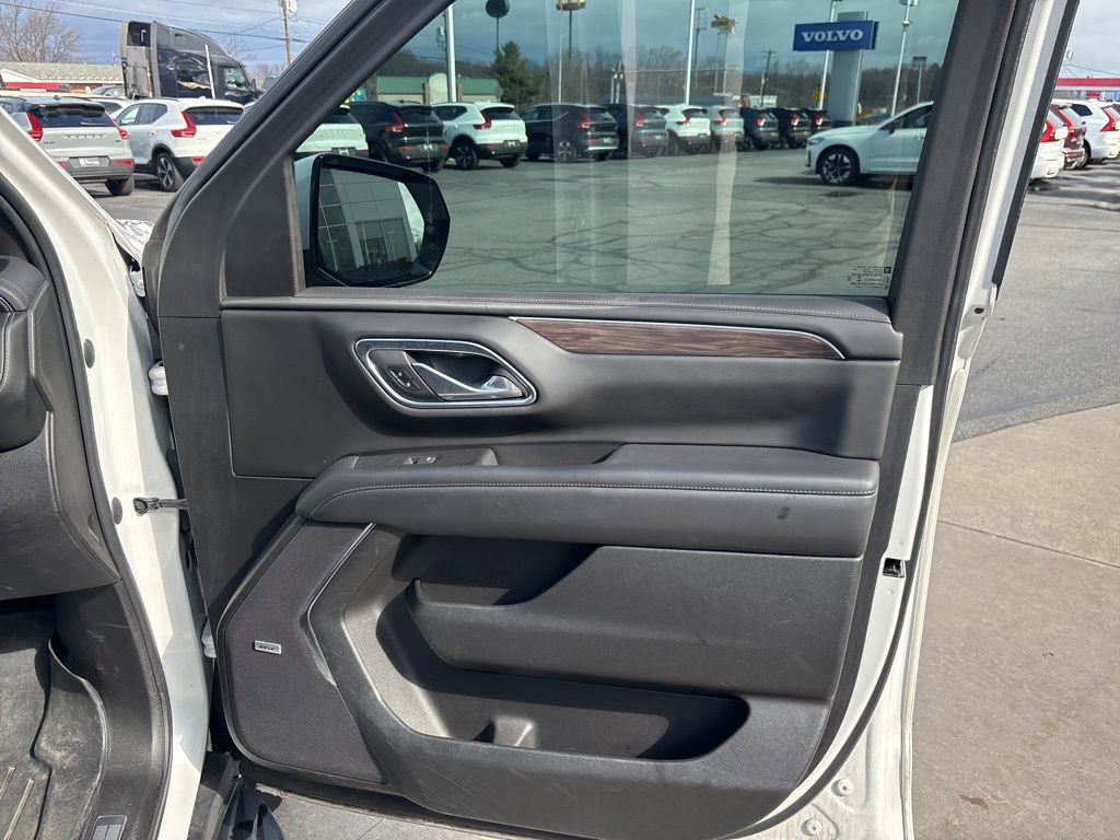 Used 2021 Chevrolet Tahoe LT w/ Rear Media and Nav Package image 37