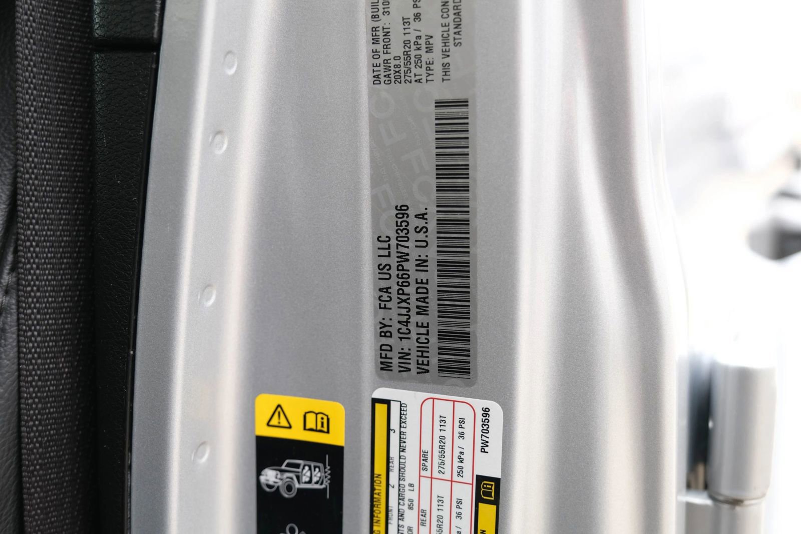 Used 2023 Jeep Wrangler Unlimited Sahara AWD/4WD image 49