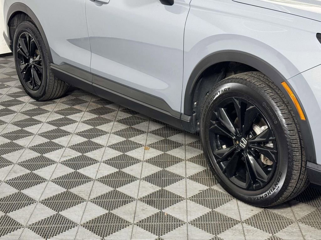 Used 2025 Honda CR-V Sport Touring image 12