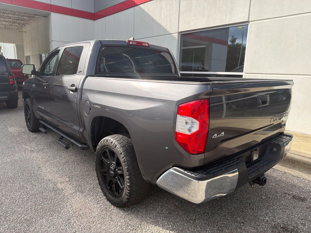 Used 2021 Toyota Tundra SR5 w/ SR5 Upgrade Package AWD/4WD image 2