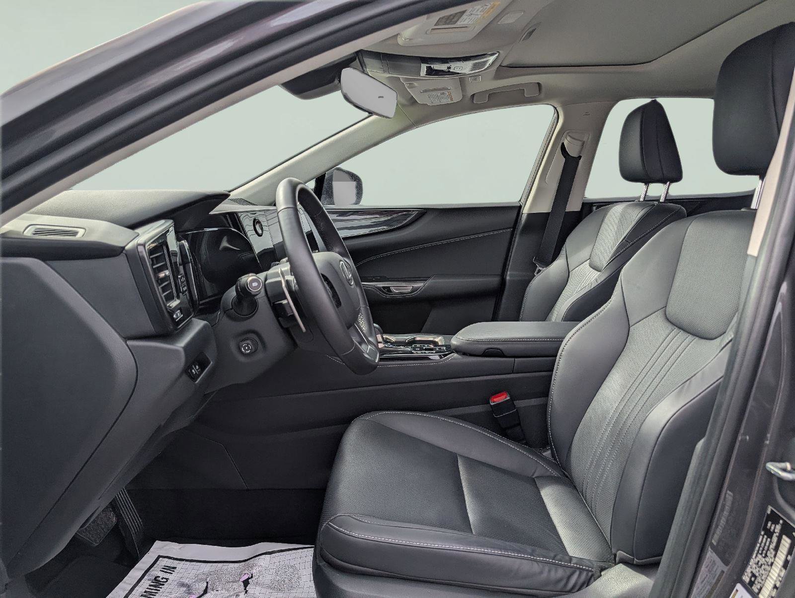 Used 2023 Lexus NX 350 AWD image 11