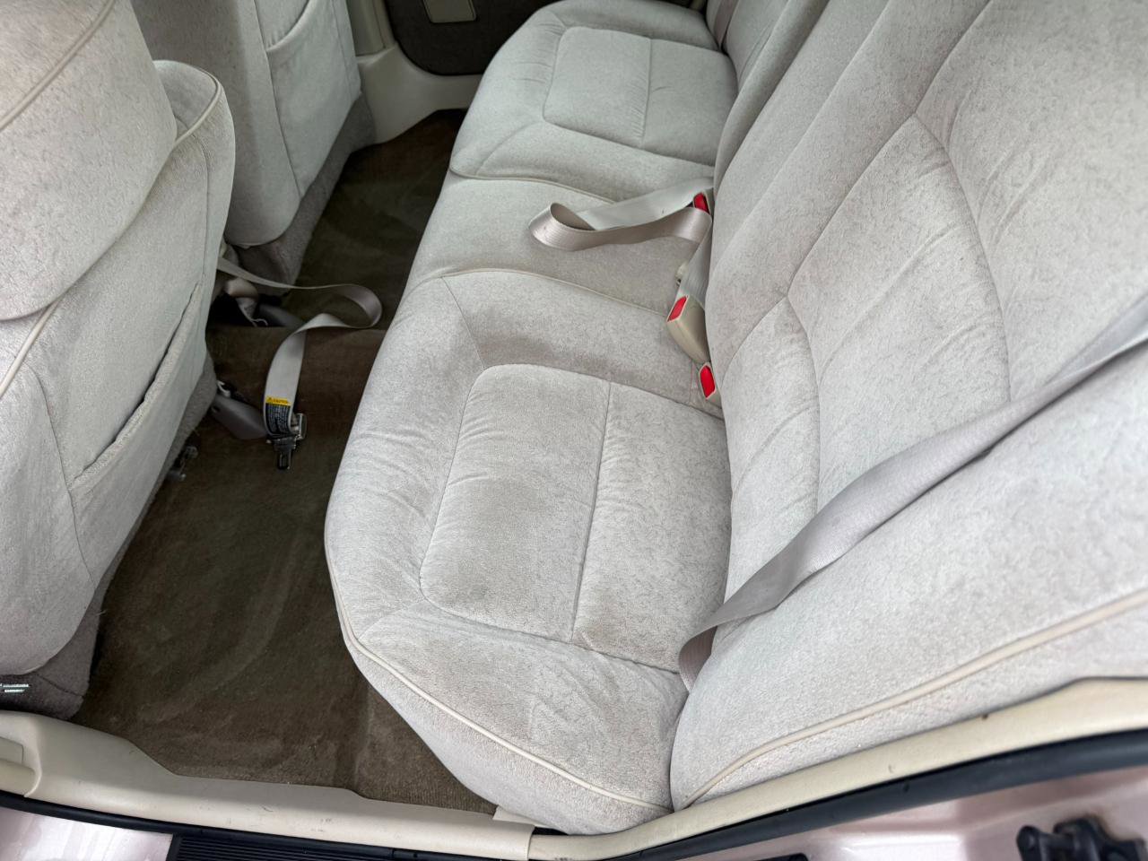 Used 1999 Oldsmobile 88 image 13