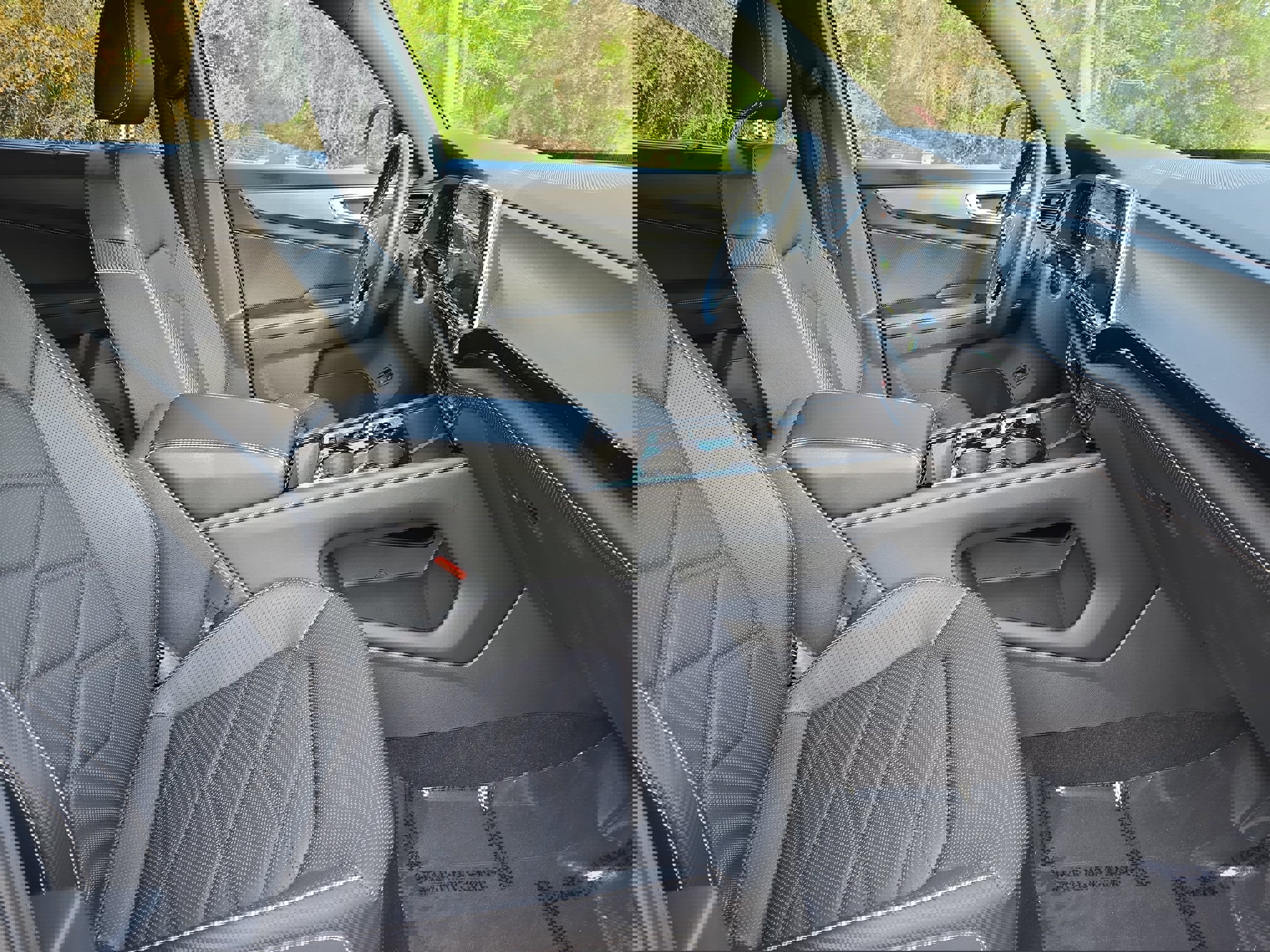 Used 2024 Volkswagen Atlas Cross Sport SE w/ Panoramic Sunroof Package image 10