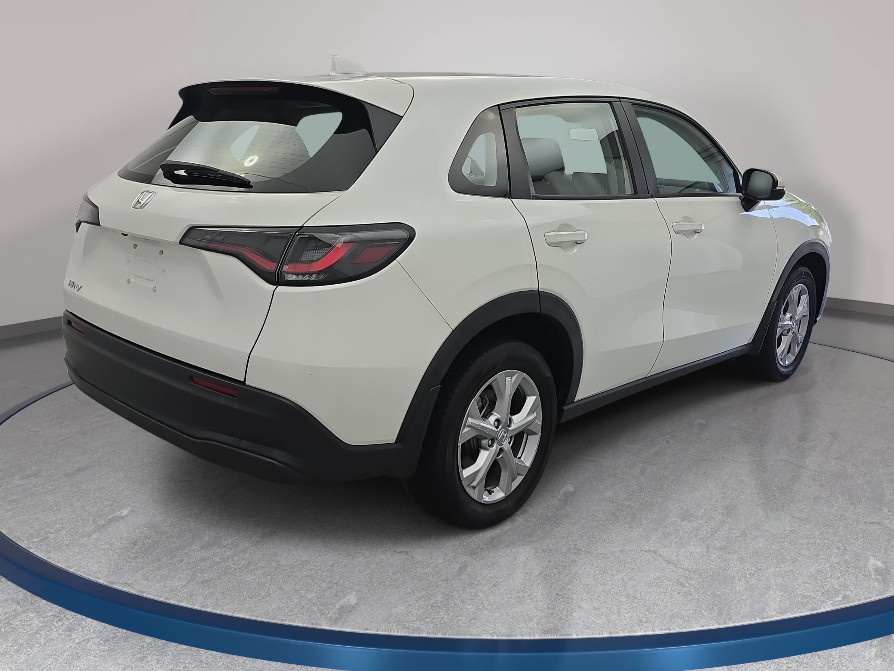 Used 2024 Honda HR-V LX image 5
