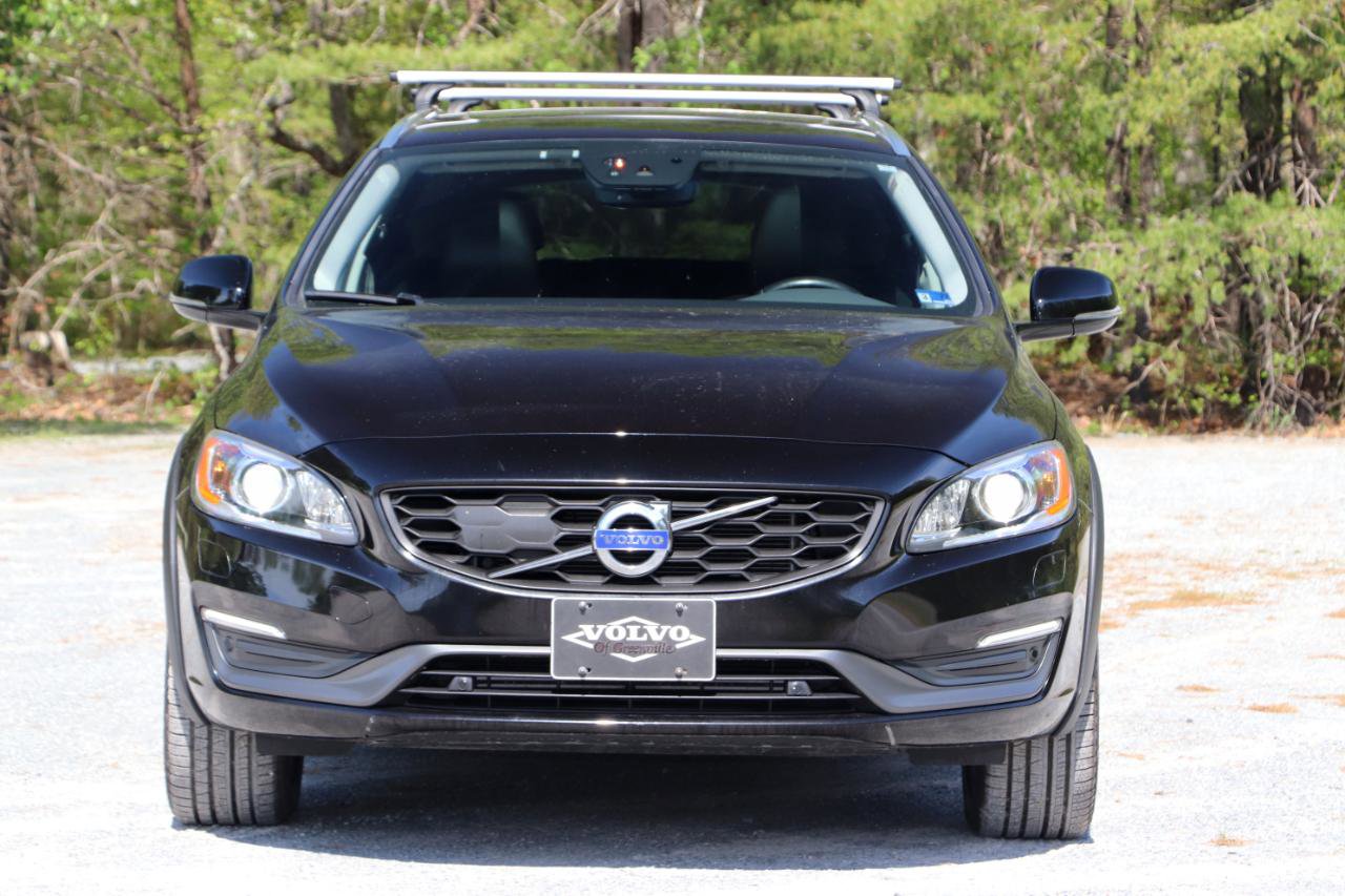 Used 2016 Volvo V60 T5 Cross Country Platinum w/ Climate Package AWD/4WD image 42
