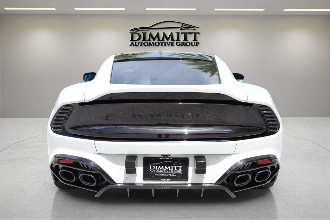 Used 2025 Aston Martin Vanquish RWD image 4