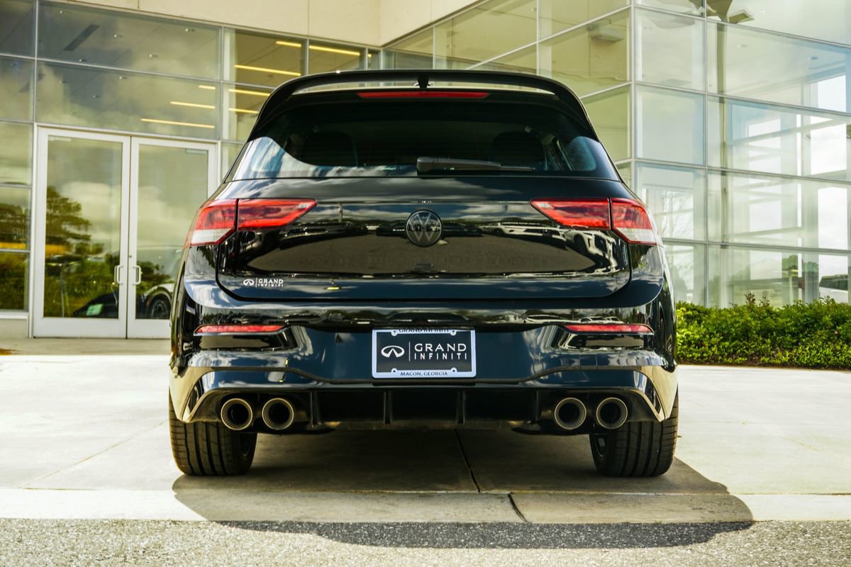 Used 2025 Volkswagen Golf R Black Edition image 10