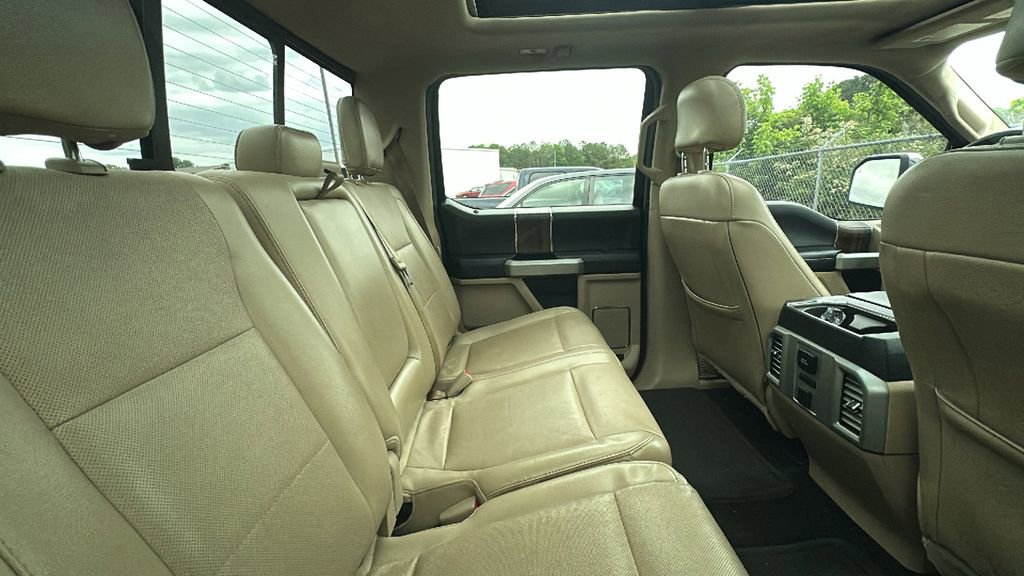 Used 2015 Ford F150 Lariat w/ Equipment Group 502A Luxury AWD/4WD image 8