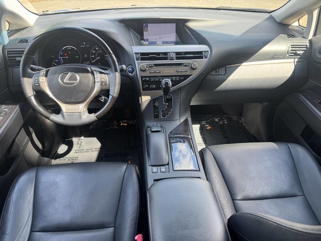 Used 2013 Lexus RX 450h AWD w/ Navigation Pkg image 14