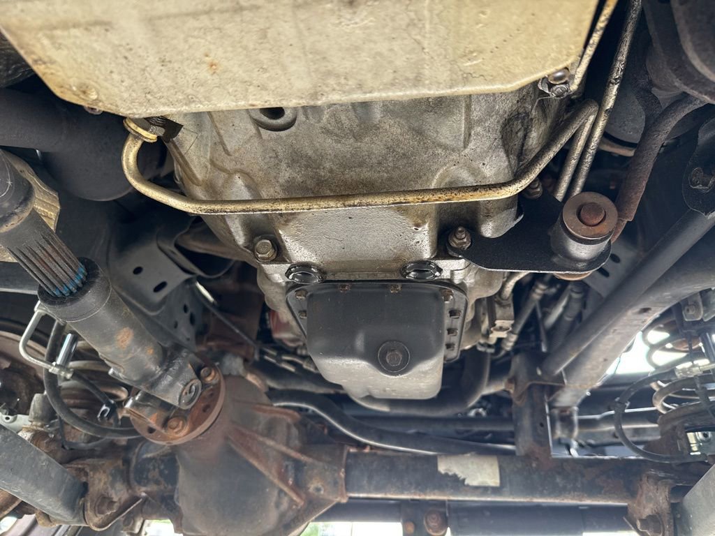 Used 2012 Jeep Wrangler Unlimited Sahara AWD/4WD image 11