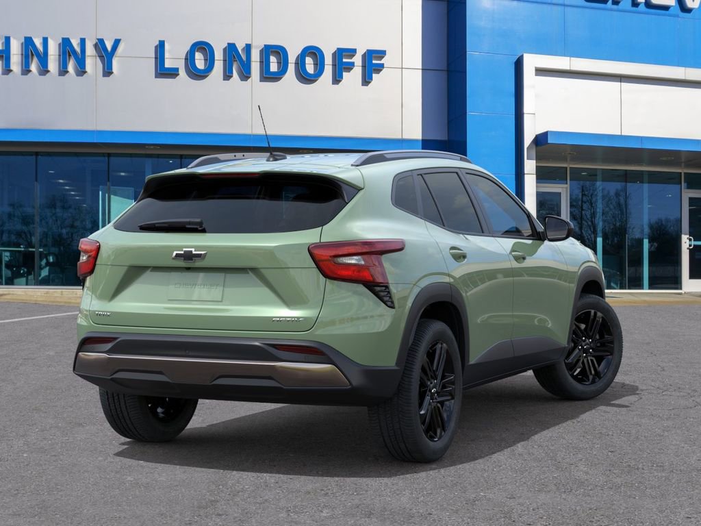 New 2026 Chevrolet Trax ACTIV w/ Sunroof Package FWD image 4