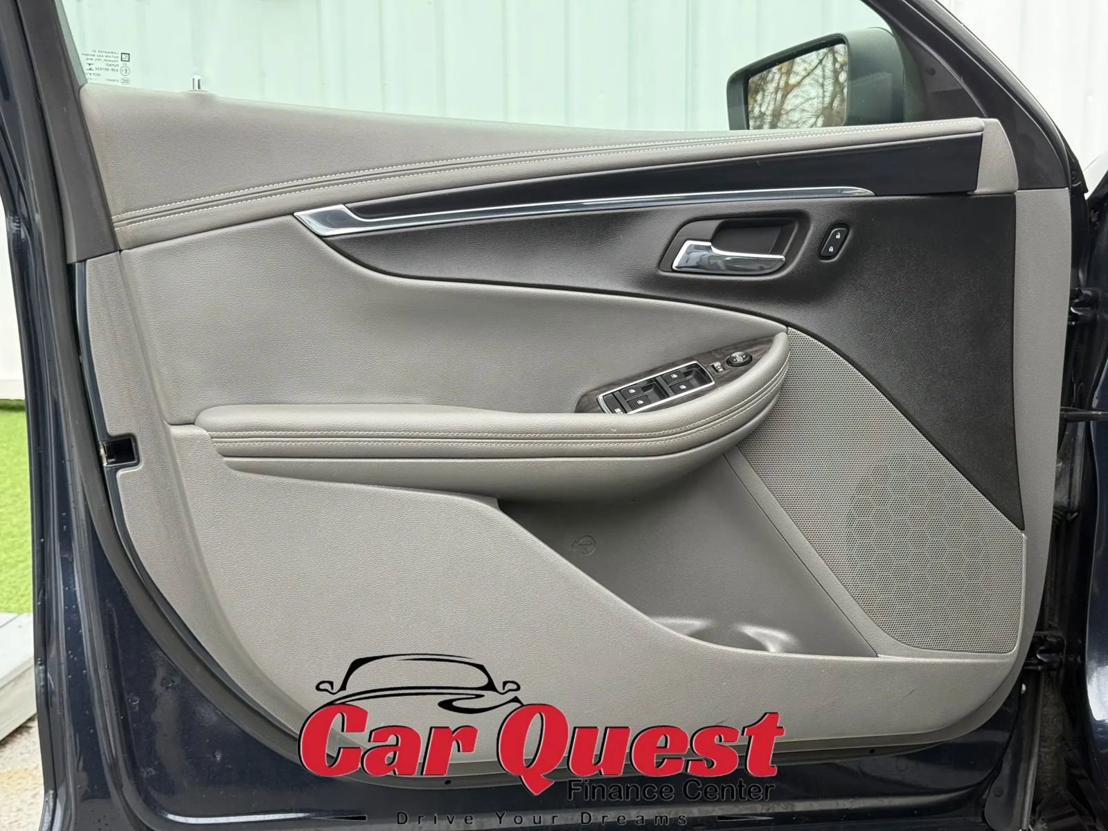 Used 2014 Chevrolet Impala LT w/ Premium Seating Package image 11