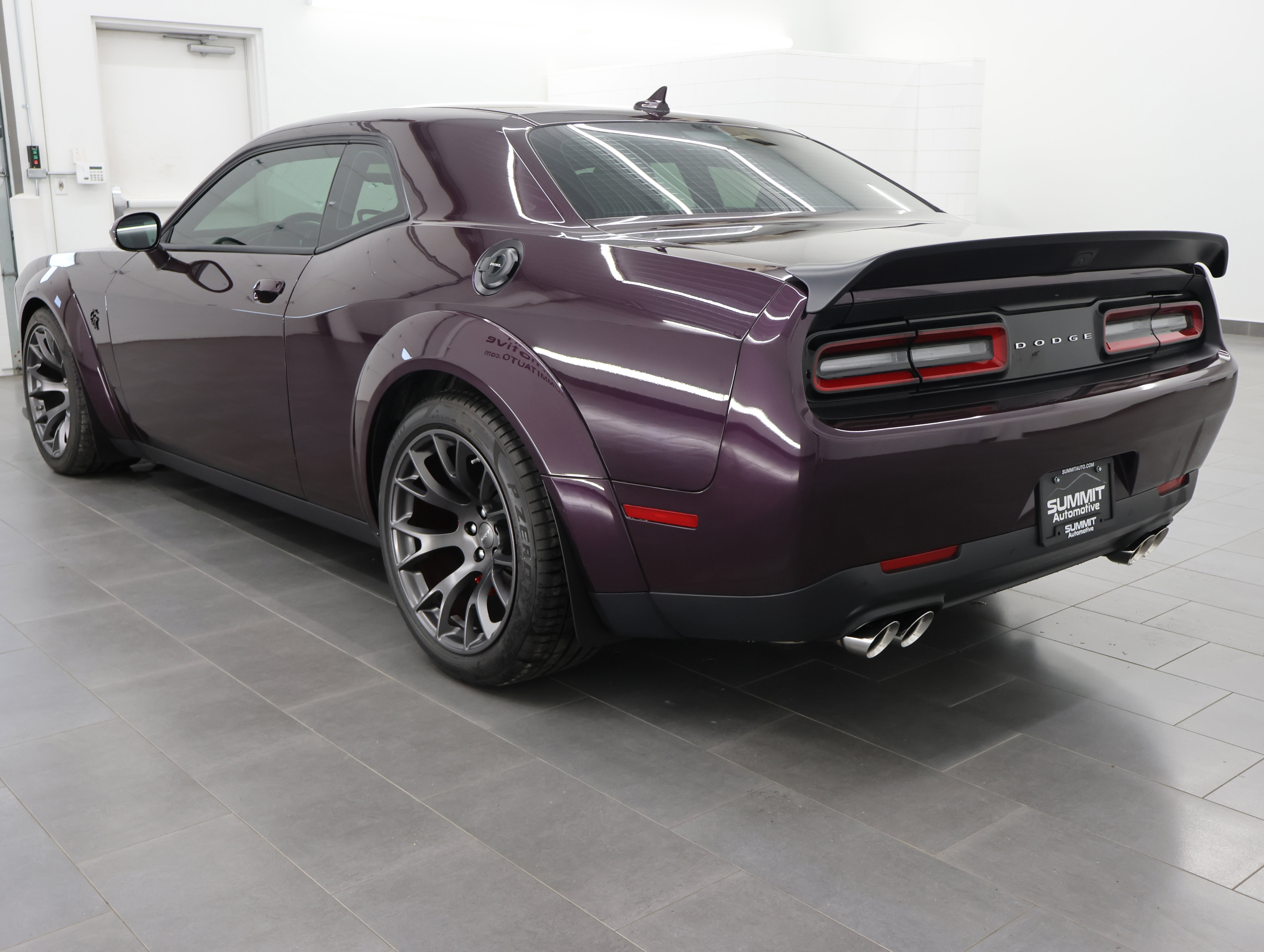 Used 2020 Dodge Challenger SRT Hellcat Redeye image 5