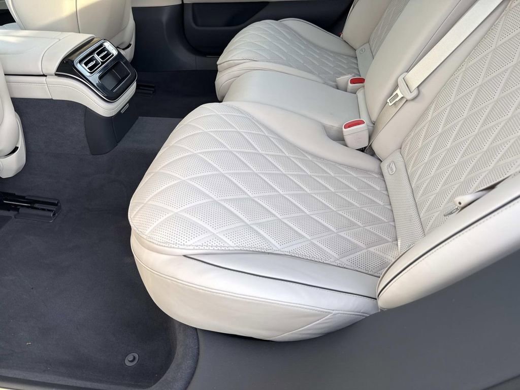 Used 2024 Mercedes-Benz S 580 4MATIC Sedan image 16
