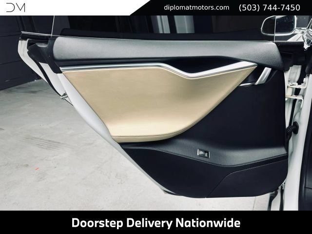 Used 2012 Tesla Model S Performance RWD image 27