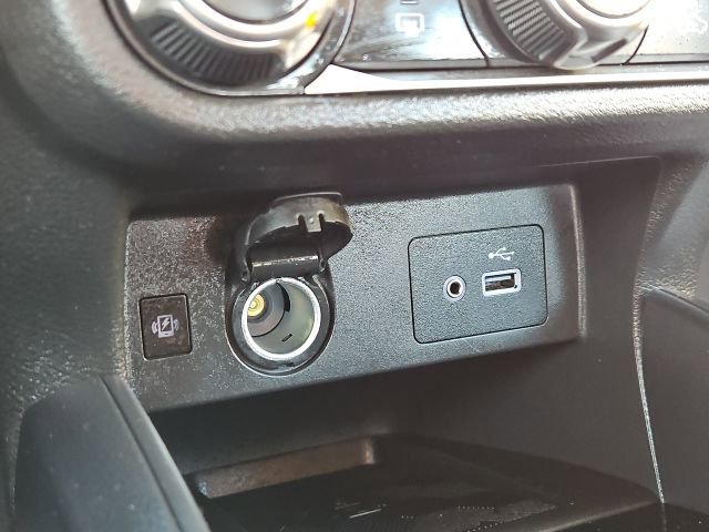 Used 2024 Nissan Versa SV w/ Trunk Package image 38