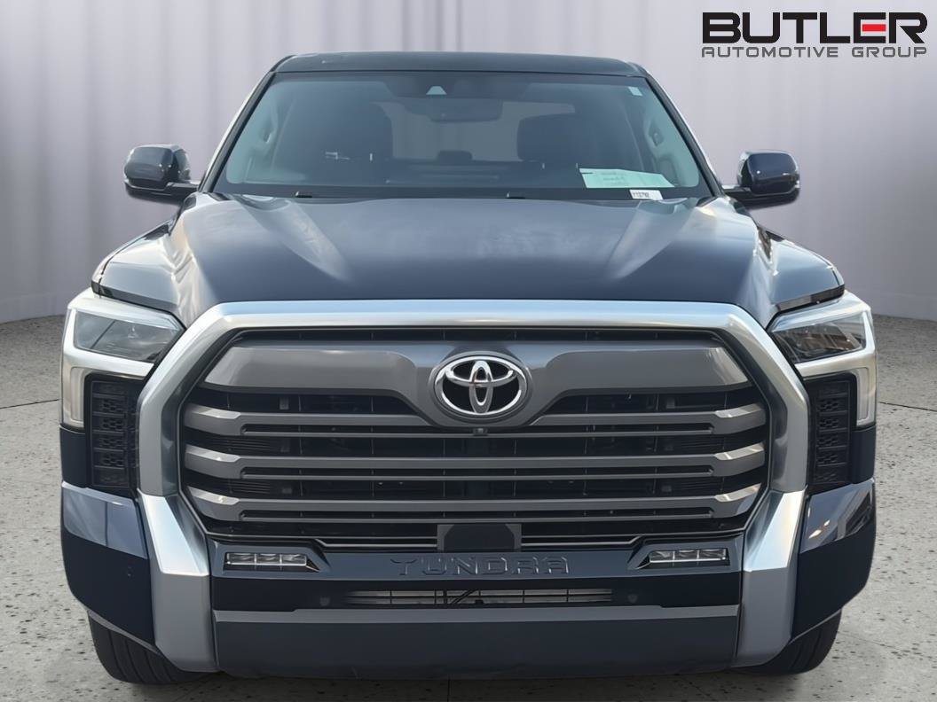 Used 2023 Toyota Tundra Limited AWD/4WD image 10