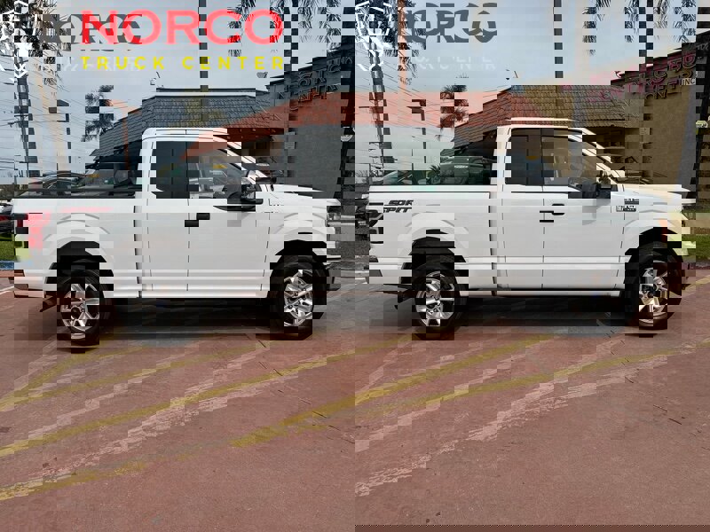 Used 2018 Ford F150 XLT w/ Equipment Group 301A Mid image 1