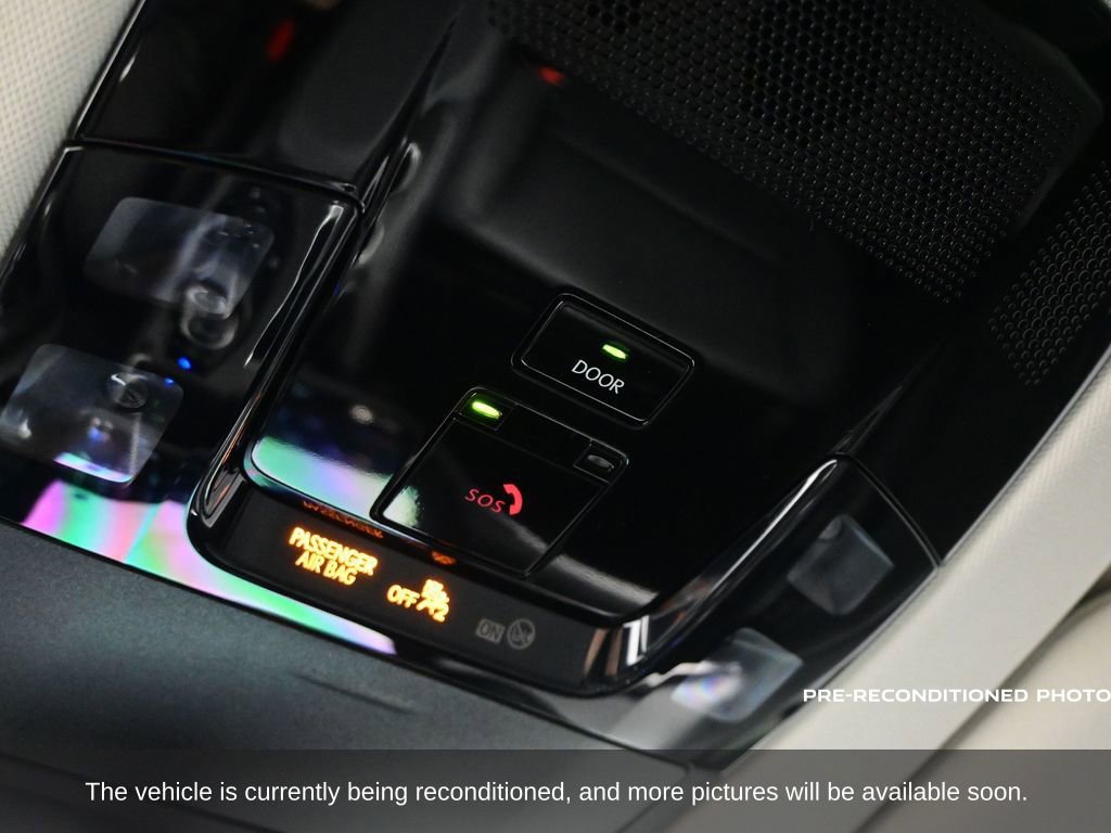 Used 2024 Lexus RZ 300e Premium image 23