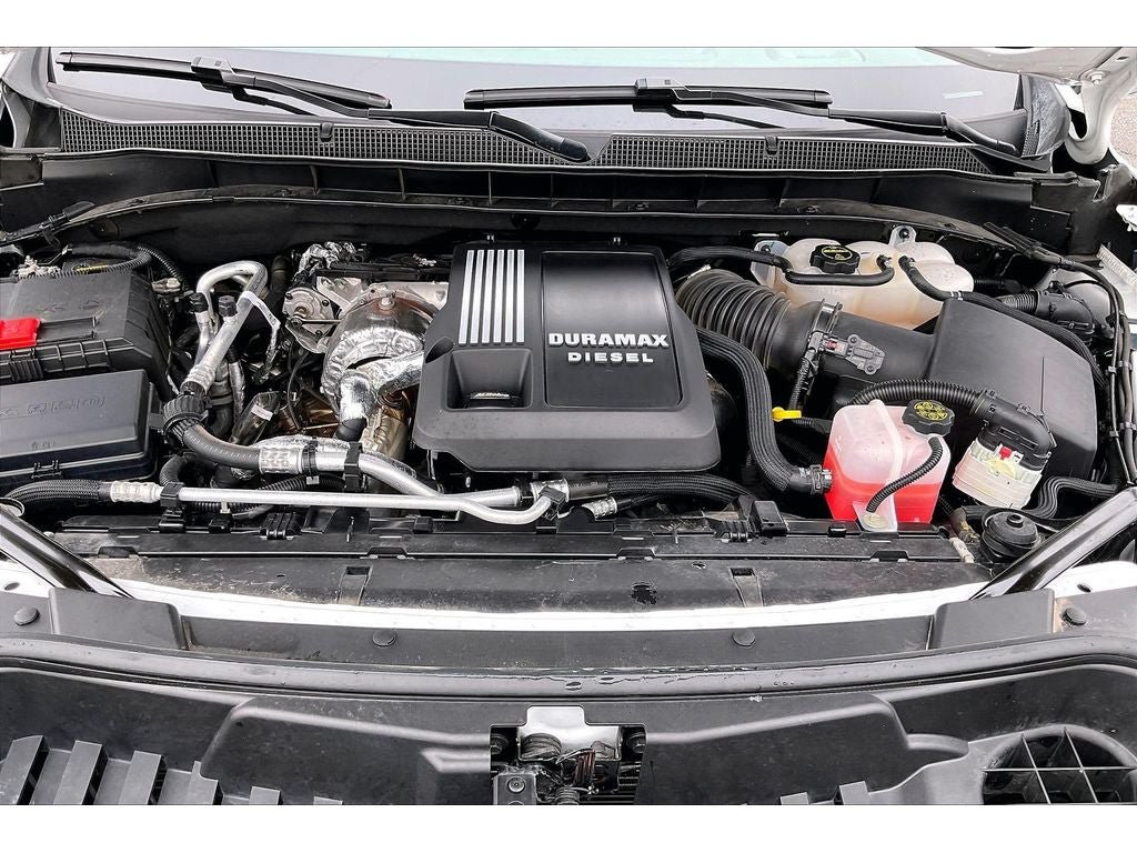 Used 2024 Chevrolet Suburban RST w/ Luxury Package AWD/4WD image 12