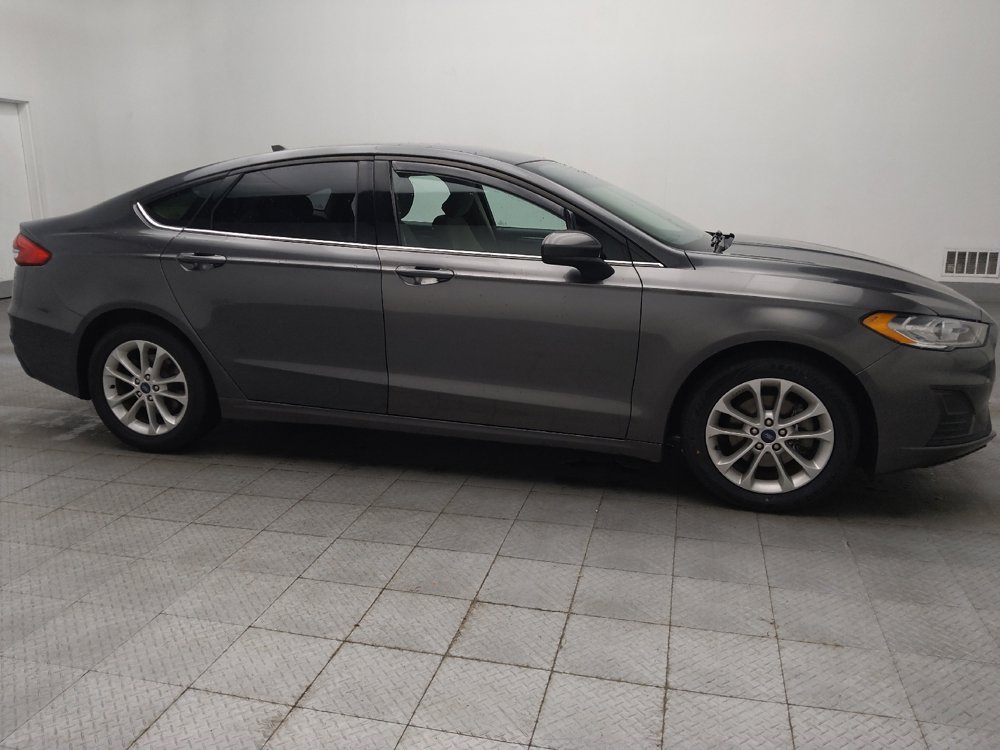 Used 2019 Ford Fusion SE image 11