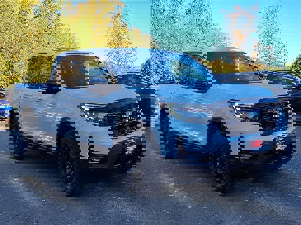 New 2026 Honda Ridgeline Black Edition image 3