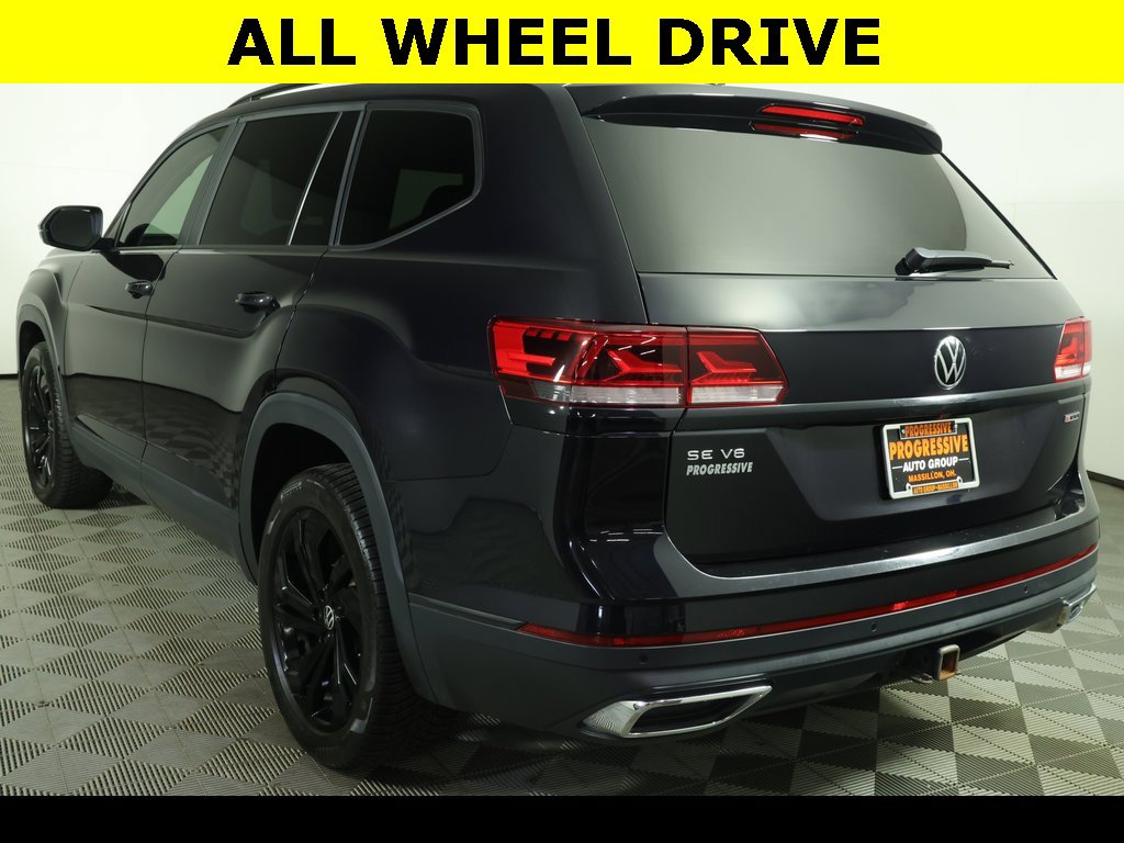 Used 2022 Volkswagen Atlas SE w/ Black Wheel Package image 4