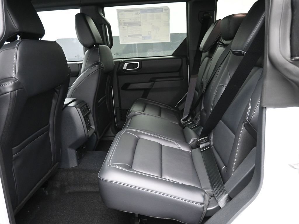 New 2025 Ford Bronco Outer Banks image 26
