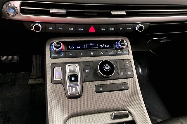 Used 2025 Hyundai Palisade SEL FWD image 29