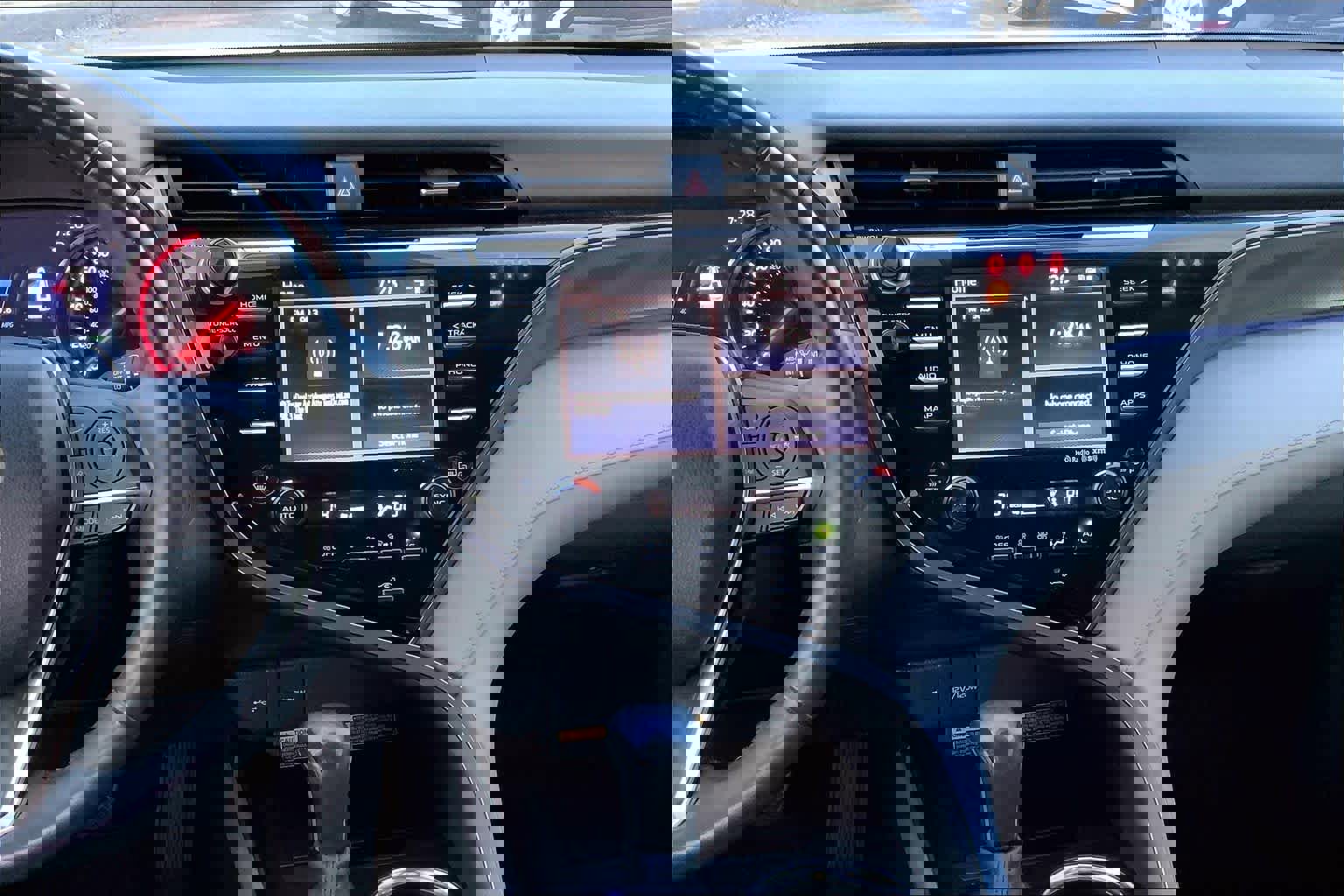 Used 2020 Toyota Camry XSE image 7