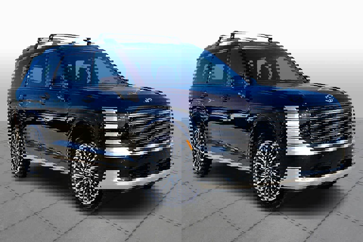 Certified 2026 Hyundai Palisade Calligraphy AWD/4WD image 3