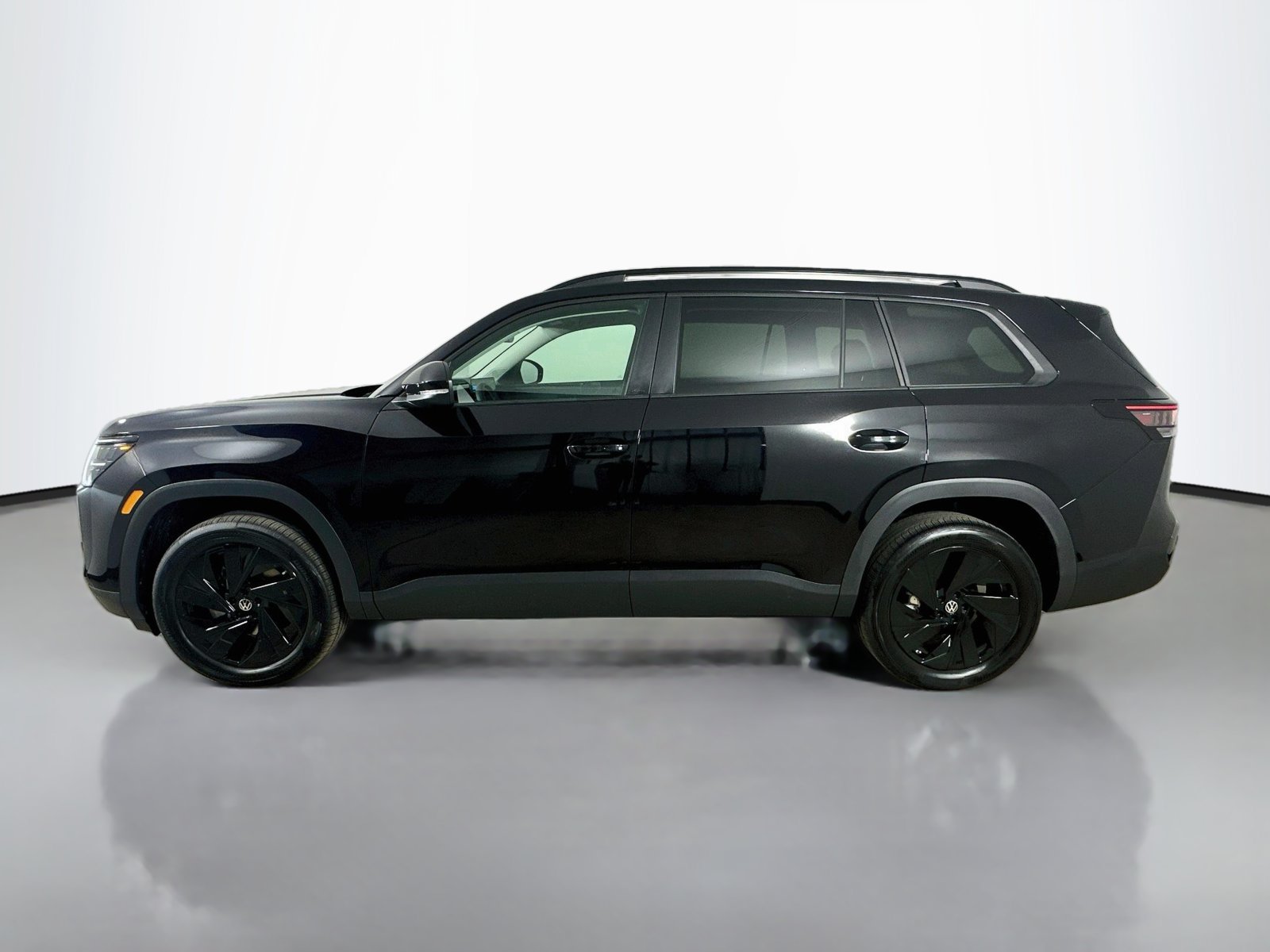 New 2027 Volkswagen Atlas SE AWD/4WD image 8