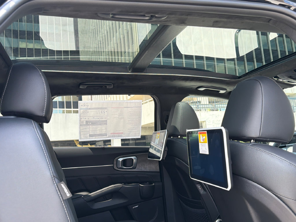 New 2026 Kia Sorento SX Prestige AWD/4WD image 12