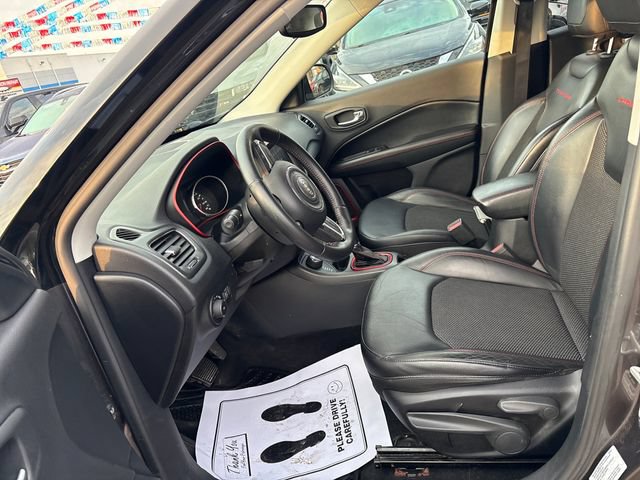 Used 2017 Jeep Compass Trailhawk AWD/4WD image 8