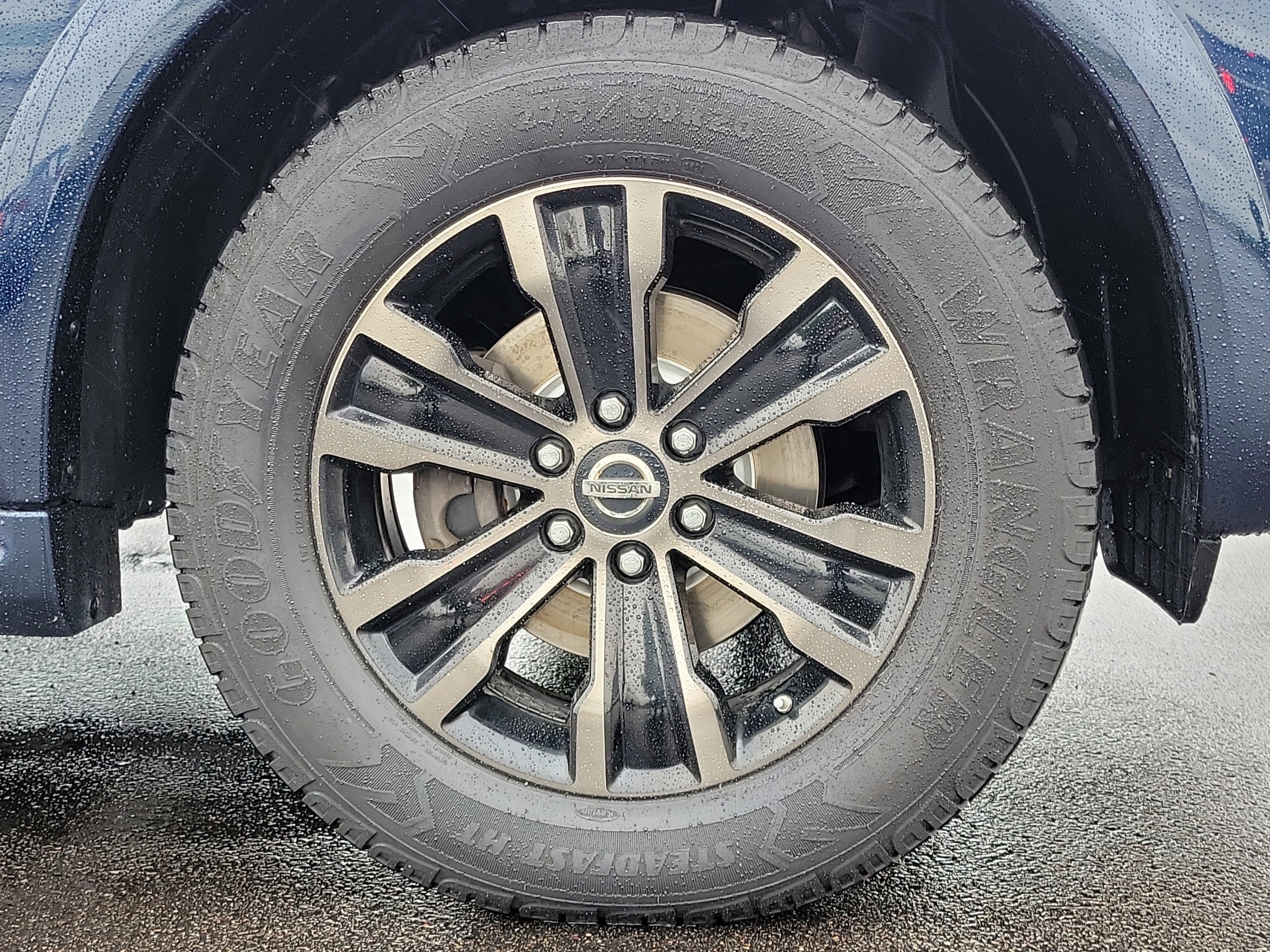 Certified 2019 Nissan Armada Platinum w/ Captain's Chairs Package AWD/4WD image 5