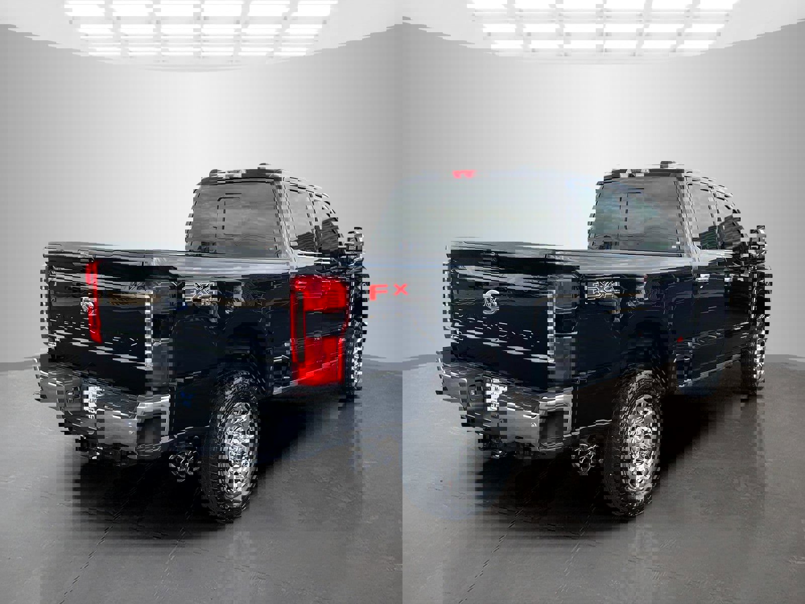 Used 2024 Ford F250 Lariat w/ Lariat Ultimate Package image 4